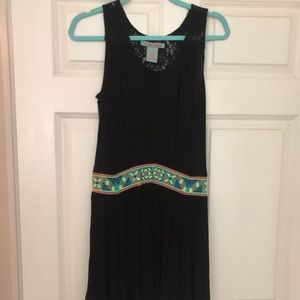 Short Black dress with sewn/patterned belt